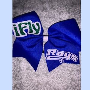 stingray all stars “i fly” blue sparkle hair bow